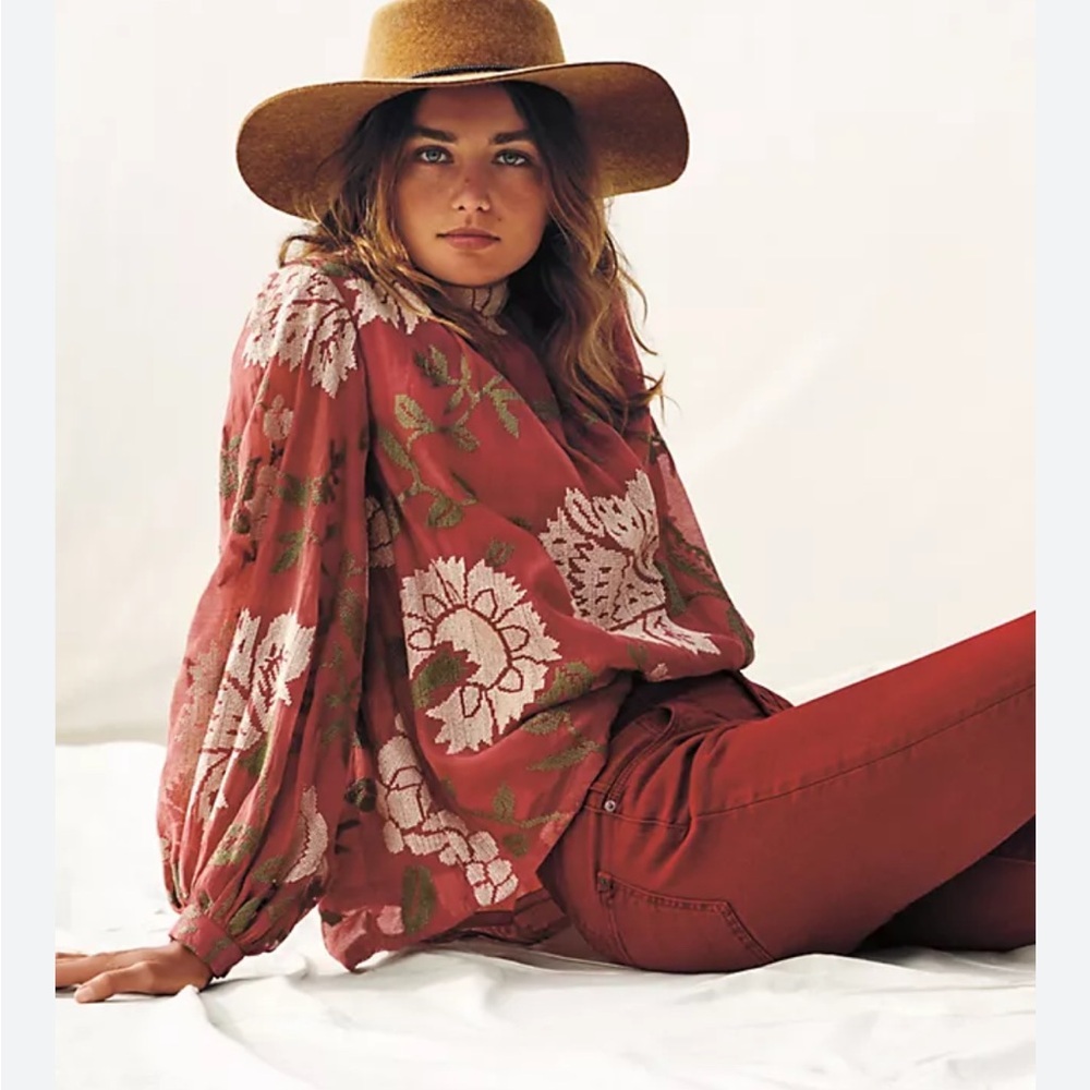 • Anthropologie x  Payal Pratap • Rhododendron Blouse
Pink Embroidered  6